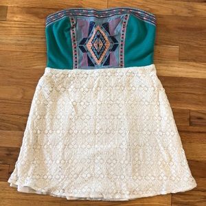 Sz L | Flying Tomato strapless dress